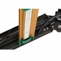 Growers Choice Grower's Choice ROI-E420 LED Grow Light